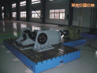 萊蕪微機(jī)控制驅(qū)動(dòng)橋總成扭轉(zhuǎn)試驗(yàn)機(jī)